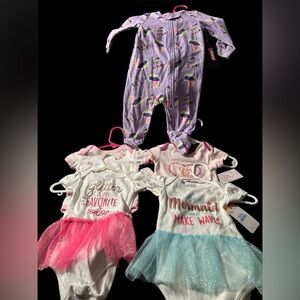 Onesies-4 short sleeve 1 long sleeve with feet. All new with tags 3-6 months